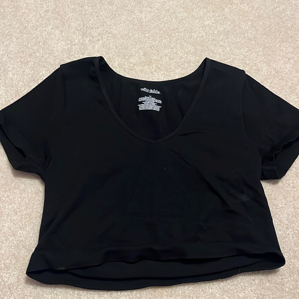 black cropped shirt